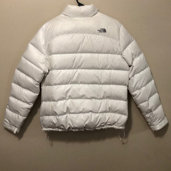 The North Face Women’s White Nuptse 1996 Retro 700 Puffer Bubble Jacket bubble - Picture 3 of 8